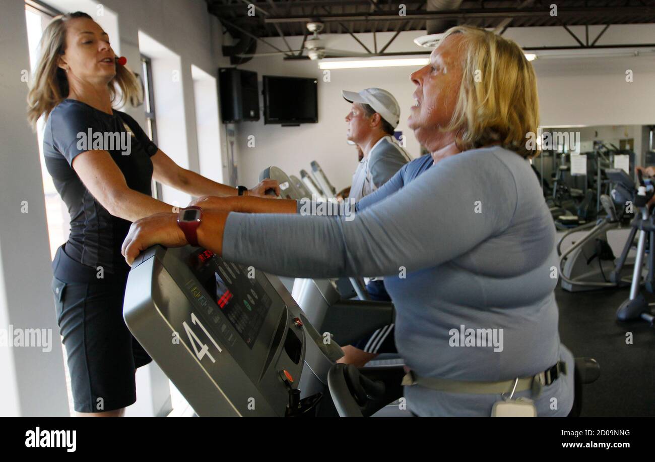 Biggest loser 2010 trainer