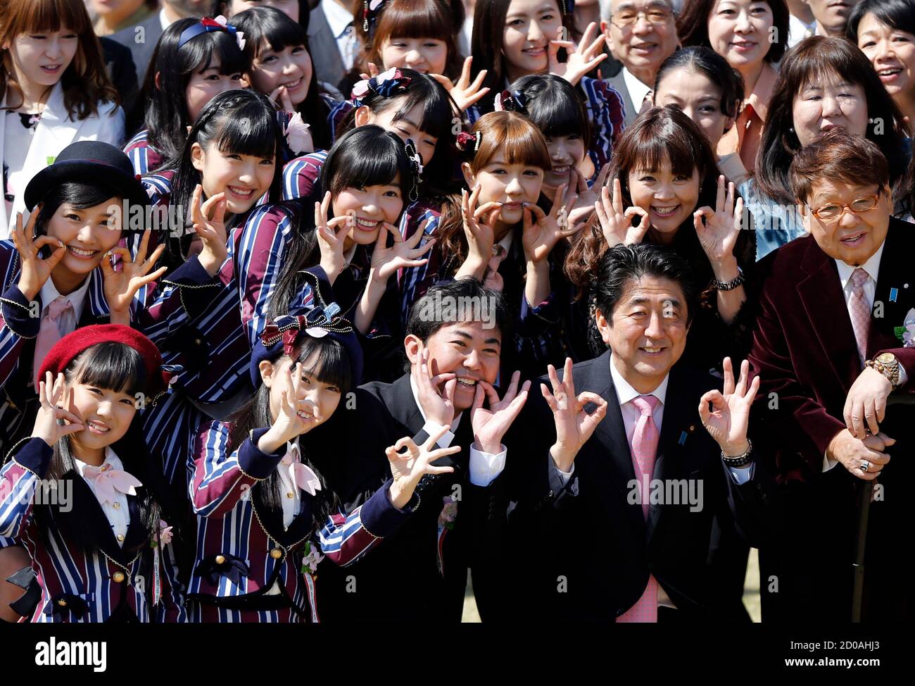 Hkt48 High Resolution Stock Photography And Images Alamy