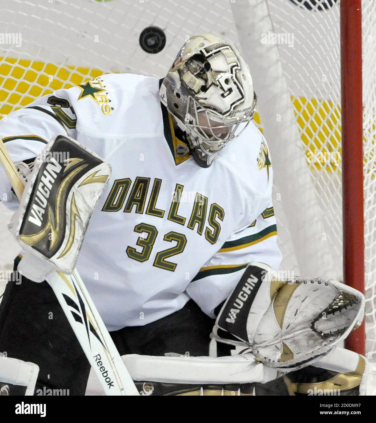 Edmonton Oilers Score A Goal Against Dallas Stars Goalie Kari Lehtonen During The Second Period Of