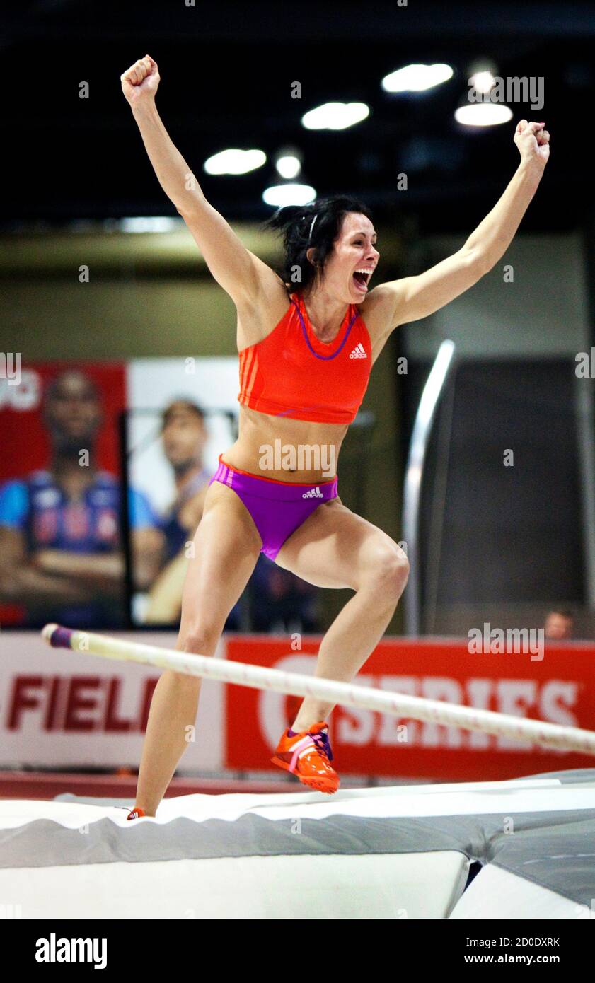 Pole Vault World Record Women Yelena Isinbayeva Breaks World Record