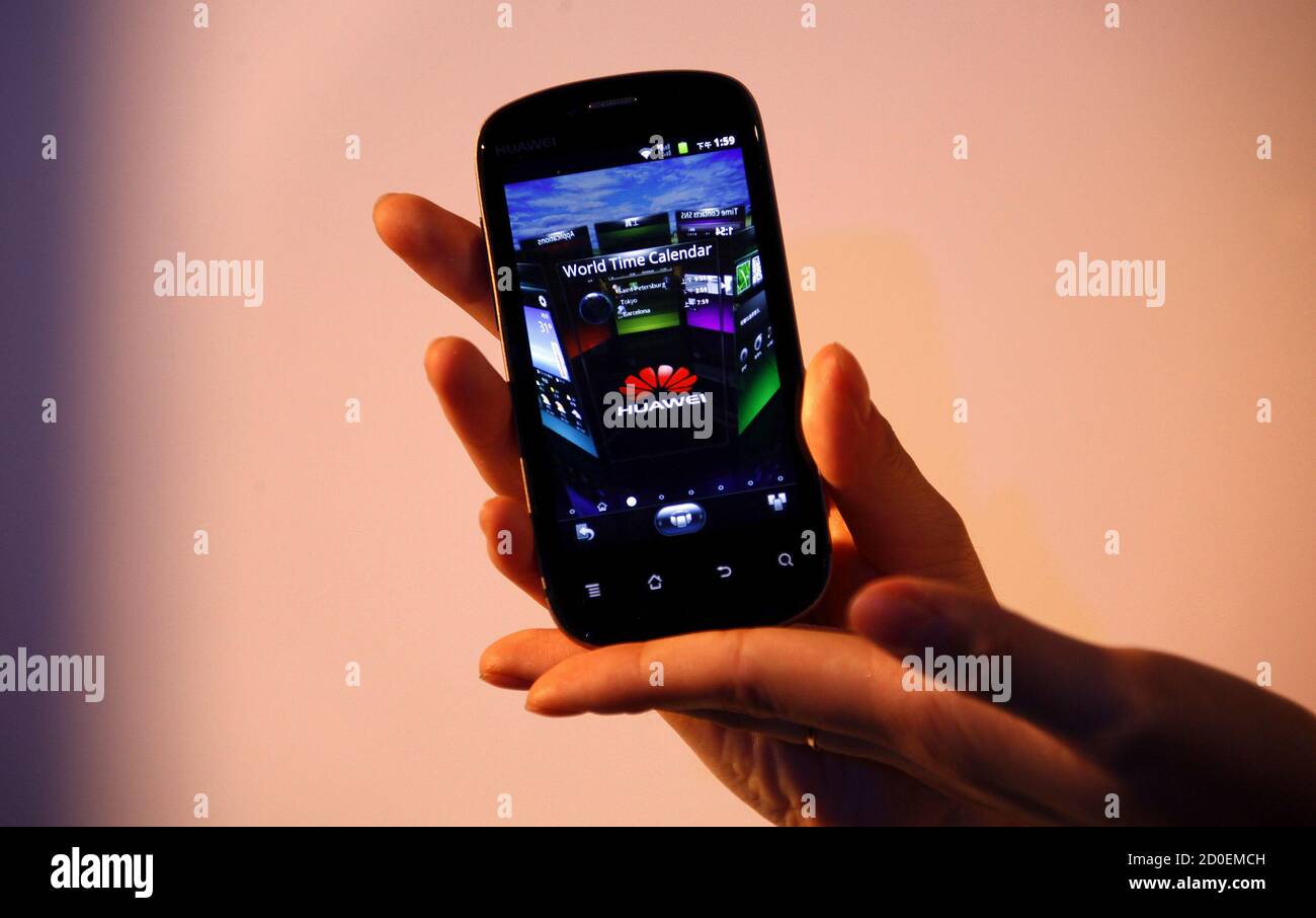 https www alamy com a model holds a new cloud based smartphone called vision made by huawei technologies co ltd the worlds no 2 network equipment maker during an official launch ceremony in beijing august 3 2011 the chinese company unveiled their cloud computing mobile phones on wednesday in an attempt to replicate its telecom gear success in the smartphone market the company known for its low costs is betting its cloud computing smartphones will help the firm grab market share from the likes of apple inc and samsung electronics analysts say reutersdavid gray china tags business sci tech image378951457 html