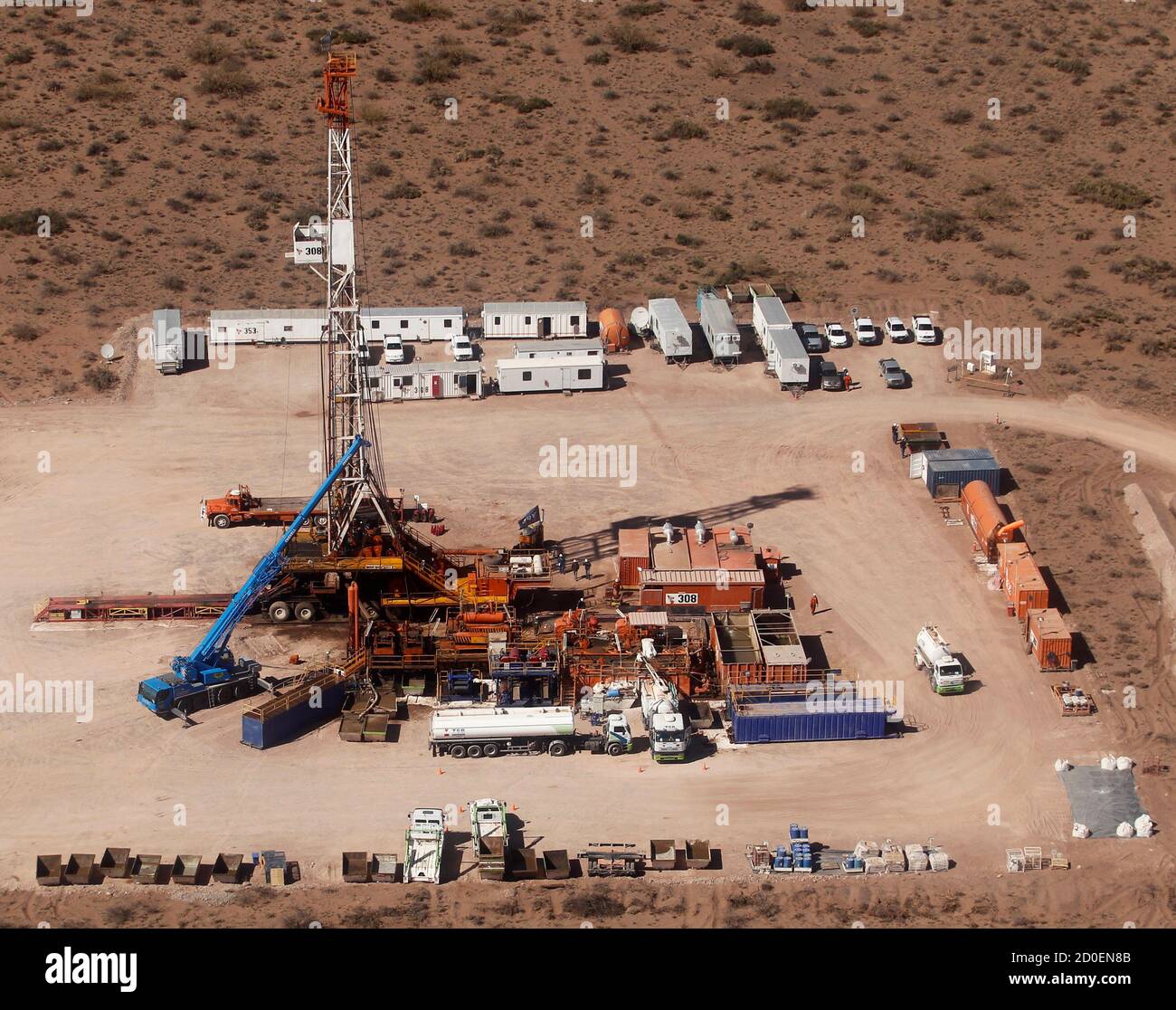 Unconventional Rigs Patagonia Company High Resolution Stock Photography and Images - Alamy