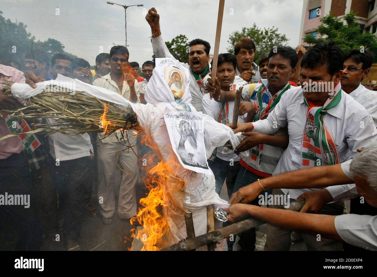 Supporters Of India S Ruling Congress Party Burn An Effigy Depicting Spiritual Leader Asaram Bapu During A Audio asaram bapu mp3s of param pujya sant shri asharamji bapu. alamy