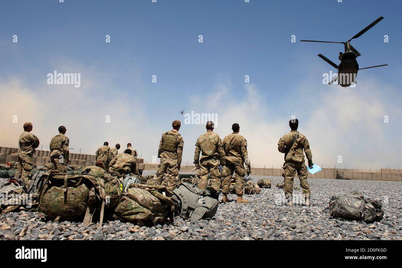 1 10 Field Artillery High Resolution Stock Photography And Images Alamy