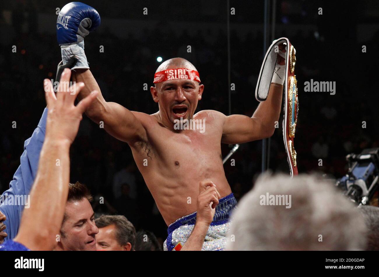 Featherweight Boxer High Resolution Stock Photography and Images - Alamy