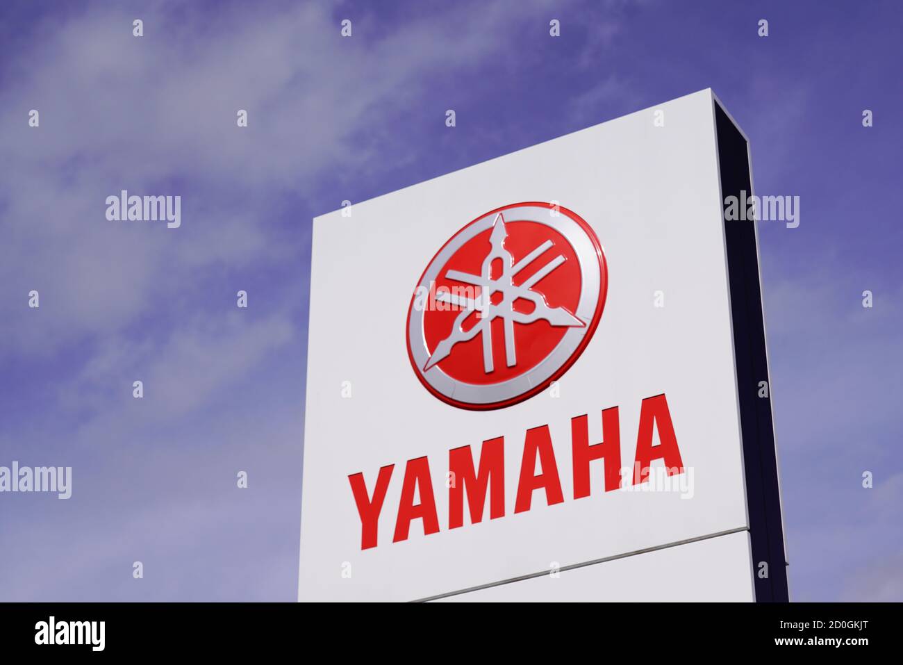 yamaha motorcycles logo