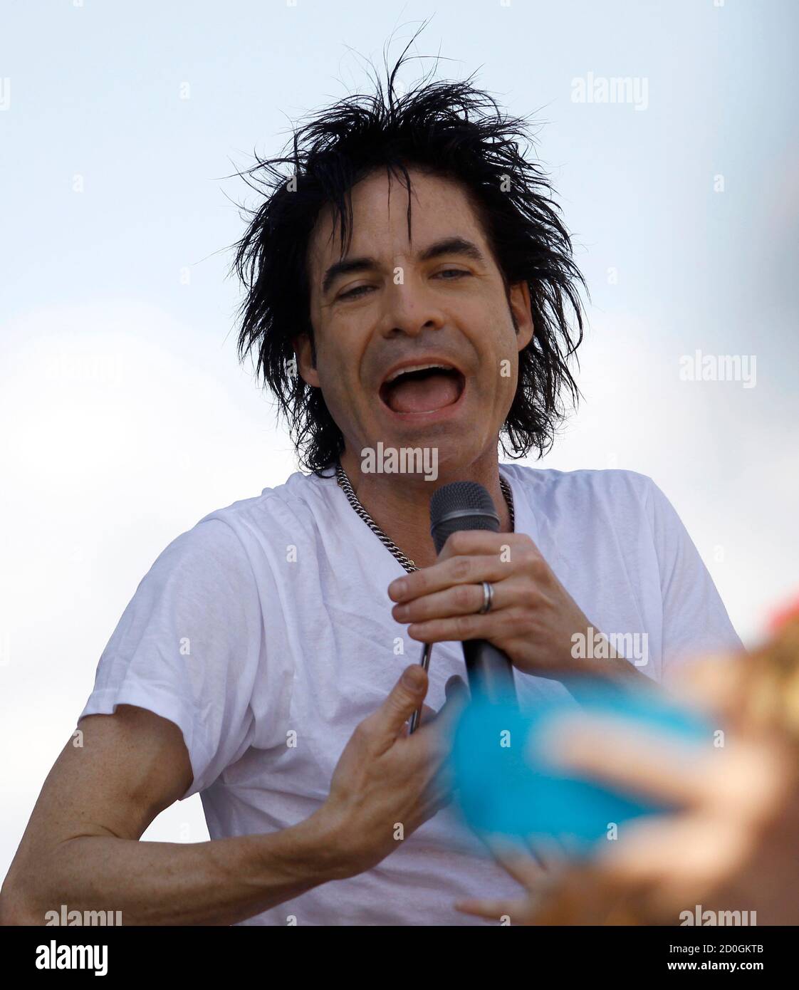Train lead singer pat monahan hires stock photography and images Alamy