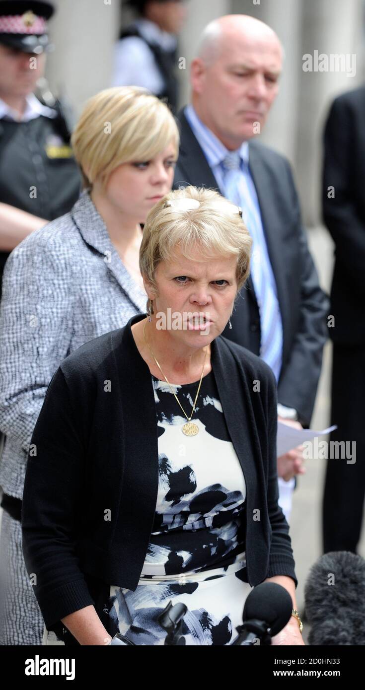 Page 3 With Her Daughter Sally High Resolution Stock Photography And Images Alamy