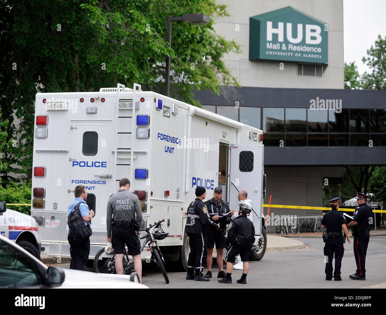 Shooting in edmonton hires stock photography and images Alamy