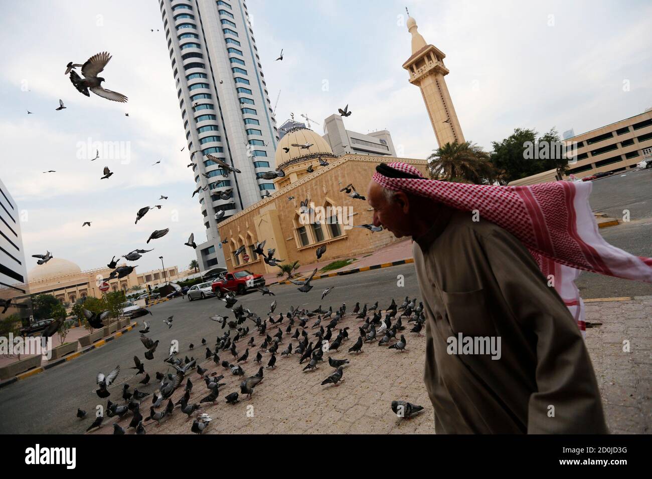 Kuwait time hi-res stock photography and images - Alamy
