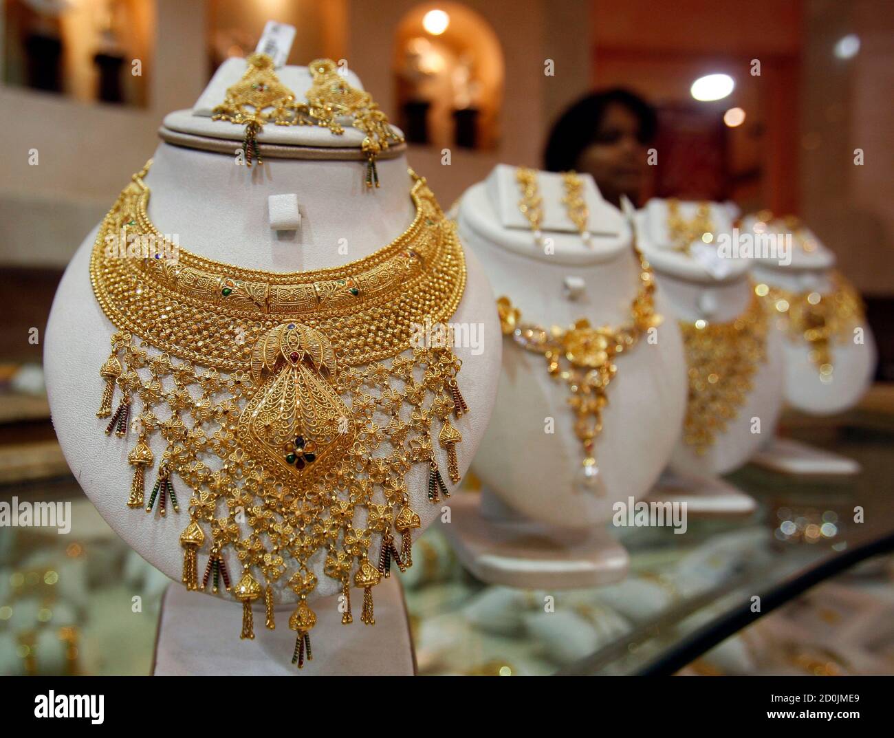 Indian jewellery showroom hi-res stock photography and images - Alamy
