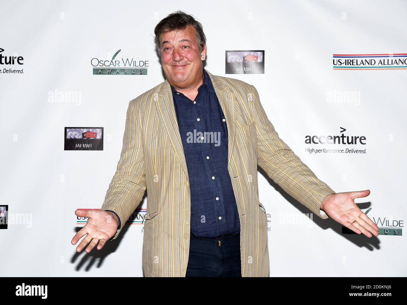 Stephen Fry Oscar Wilde High Resolution Stock Photography And Images Alamy