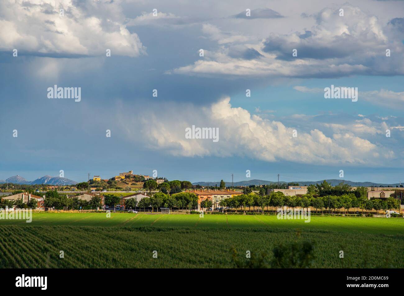 Landscape with field and houses in Spain Stock Photo - Alamy