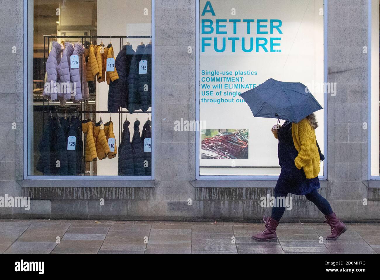 Preston Lancashire. UK Weather. 3rd October, 2020. Strong winds and