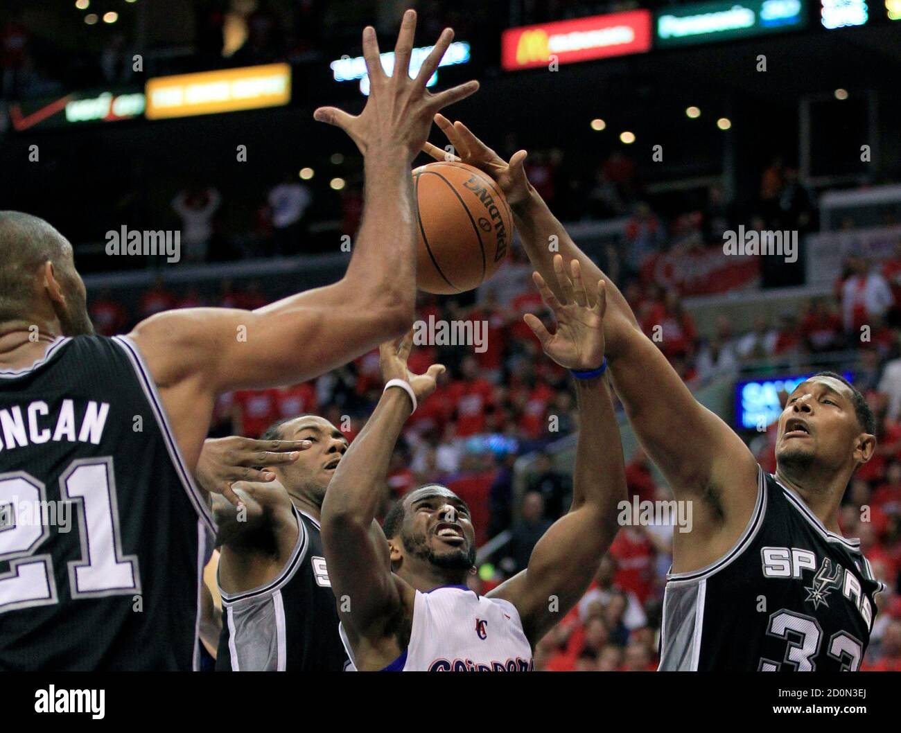 Tim duncan spurs hi-res stock photography and images - Page 16 - Alamy
