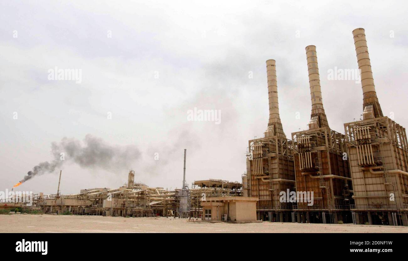 Basra gas iraq hi-res stock photography and images - Alamy