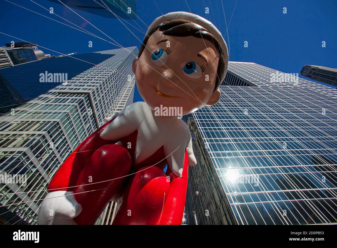 Elf shelf balloon hi-res stock photography and images - Alamy