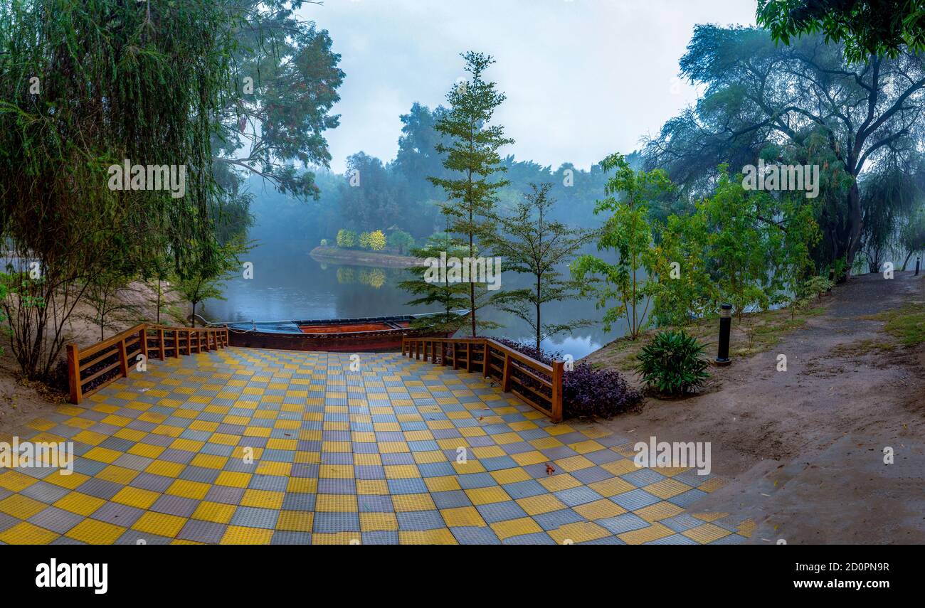 Whispering Hill Lake, Lal Suhana National Park, Bahawalpur. There are no actual hills but a small artificial lake and a large elite rest house. Stock Photo