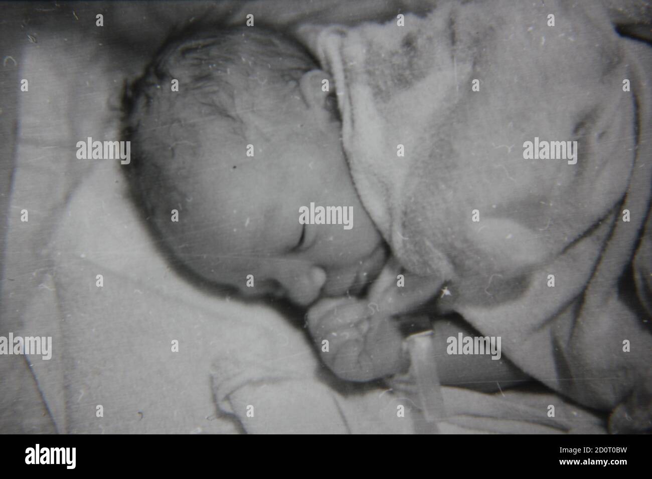 Newborn baby 1970s hi-res stock photography and images - Alamy