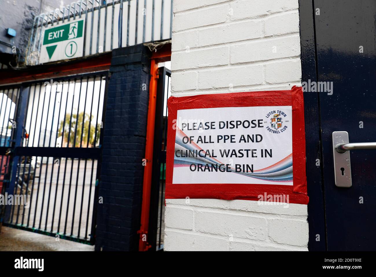 Kenilworth Road, Luton, Bedfordshire, UK. 3rd Oct, 2020. English Football League Championship Football, Luton Town versus Wycombe Wanderers; PPE disposal instructions at ground Credit: Action Plus Sports/Alamy Live News Stock Photo