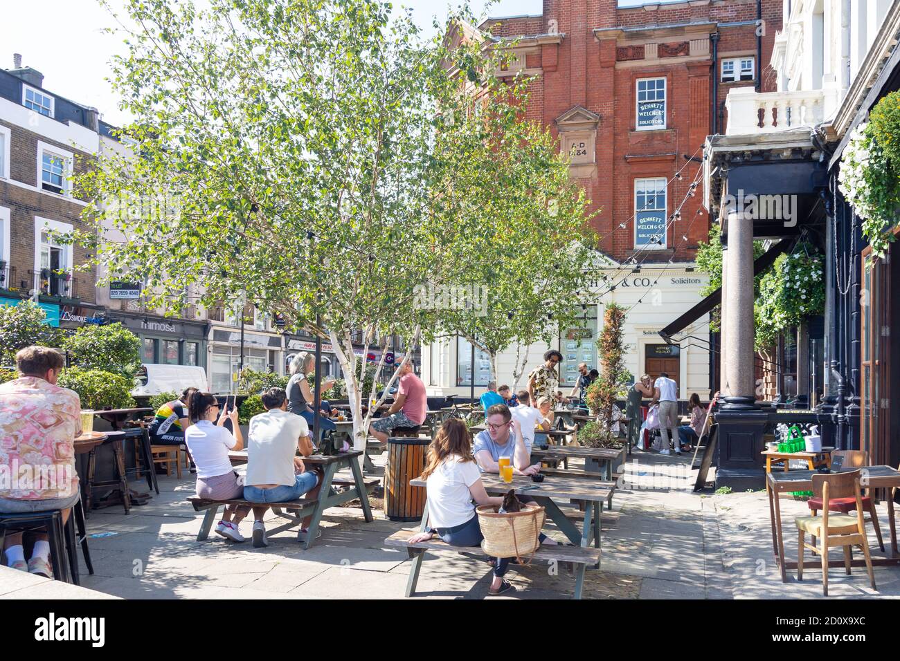 Palace Pub High Resolution Stock Photography And Images Alamy