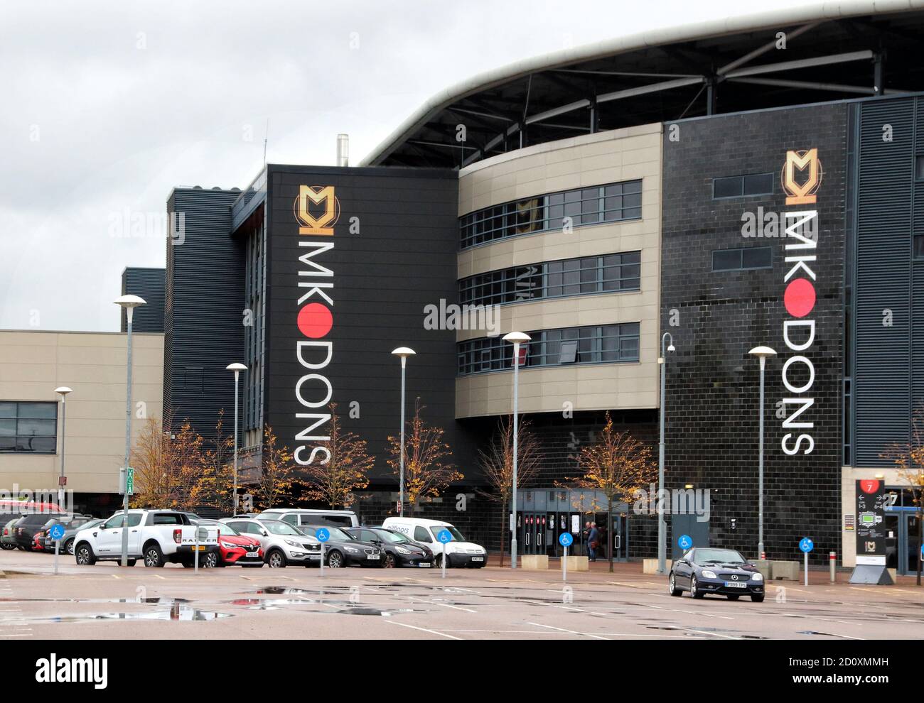 Efl league one logo hires stock photography and images Alamy