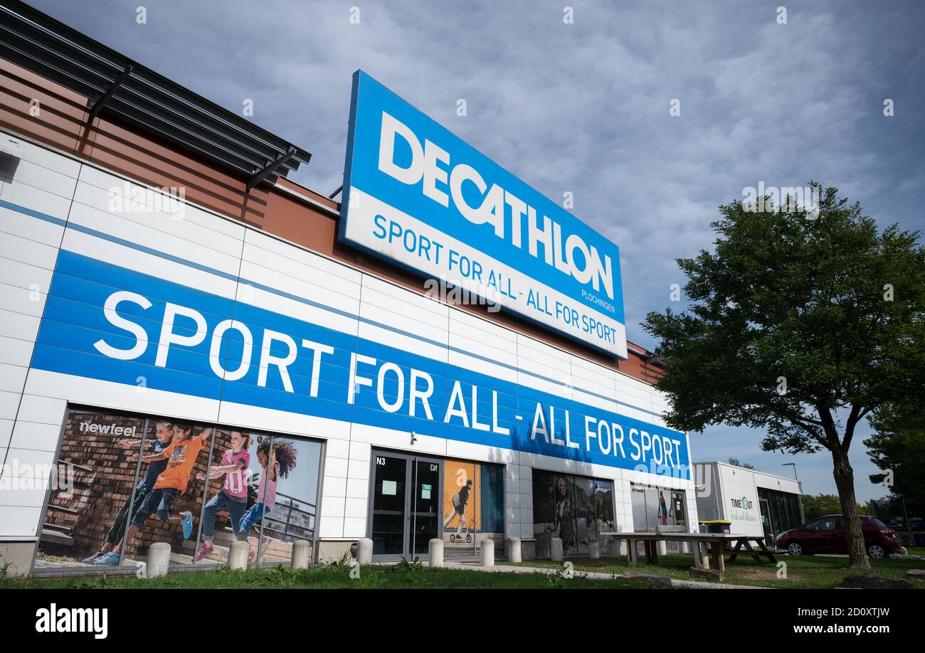 Plochingen, Germany. 02nd Oct, 2020. The logo of the sporting goods  retailer Decathlon can be seen at the branch at the location of the German  headquarters. The French sporting goods giant Decathlon