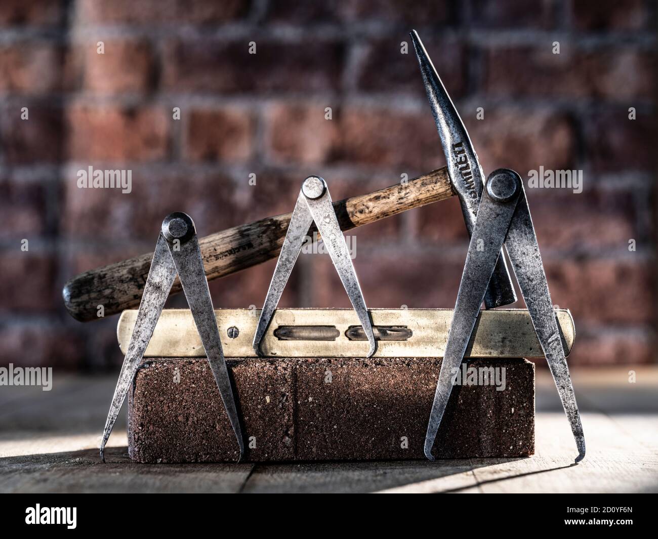 Set of three engineers odd leg callipers antique cobblers hammer on