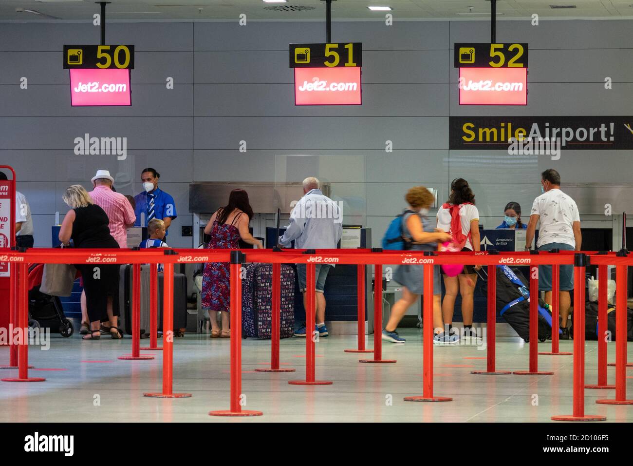 Passengers in masks hires stock photography and images Alamy
