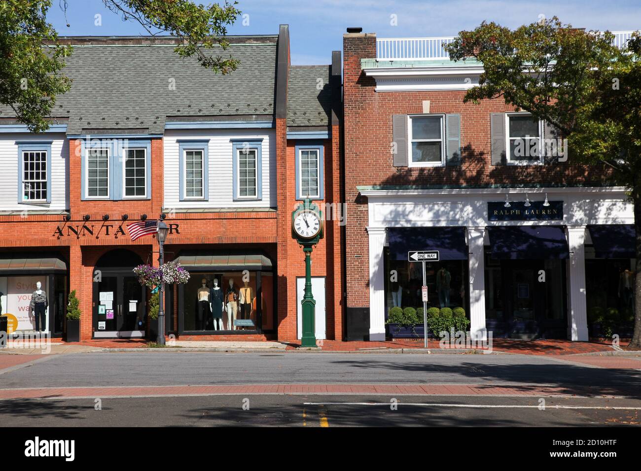 NEW CANAAN, CT, USA - OCTOBER 4, 2020: Downtown in nice day with store  fronts Ann Taylor and Ralph Lauren on Elm Street Stock Photo - Alamy