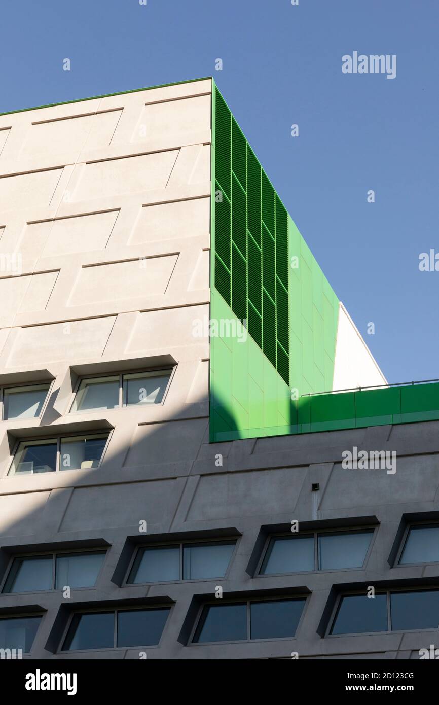 Modern Architecture In Dandenong Civic Centre to house the council chambers of the City of Greater Dandenong and the public library. Stock Photo