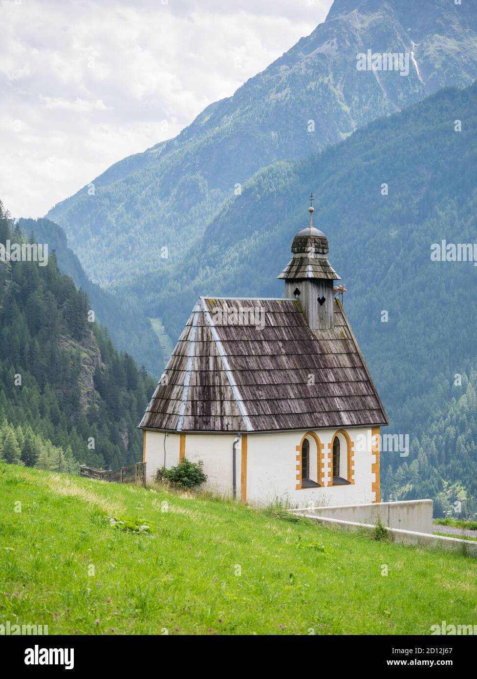 Chapel in the hamlet of Burgstein, Längenfeld, Tyrol, Austria Stock Photo