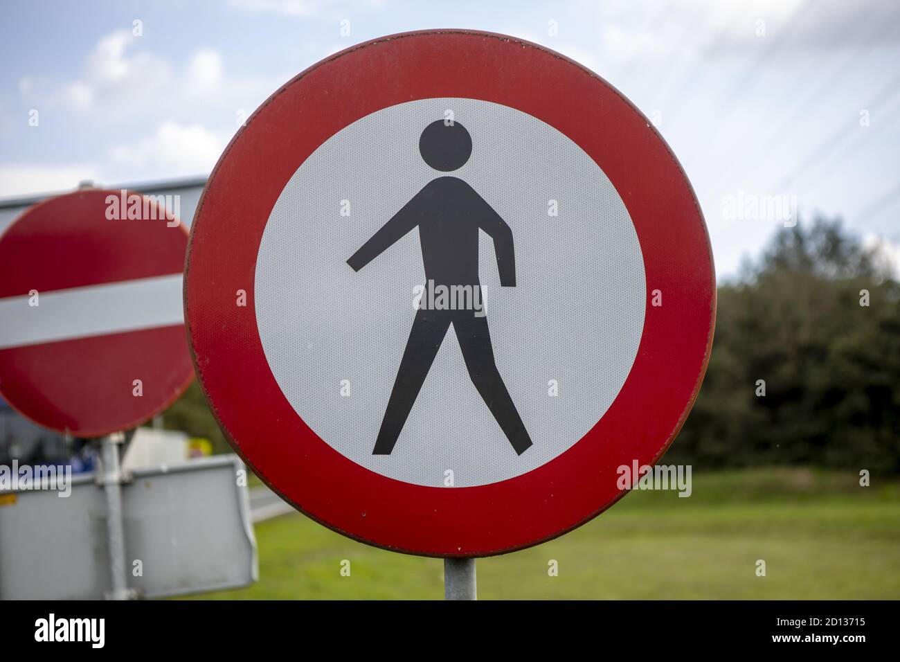 Pedestrian Crossing Sign: What Does it Mean?