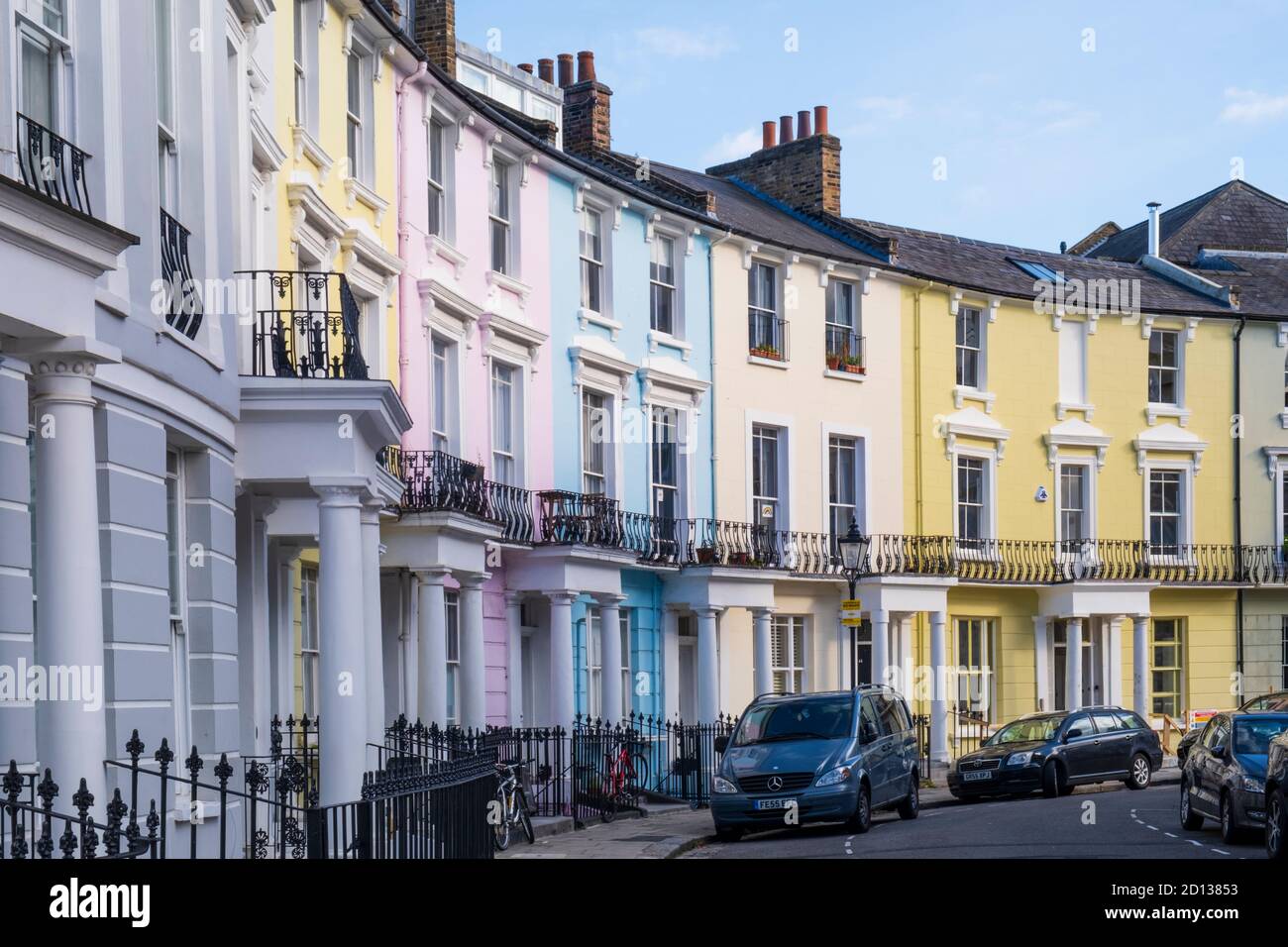 UK, London, Primrose Hill, Chalcot Crescent, colourful townhouse. Used