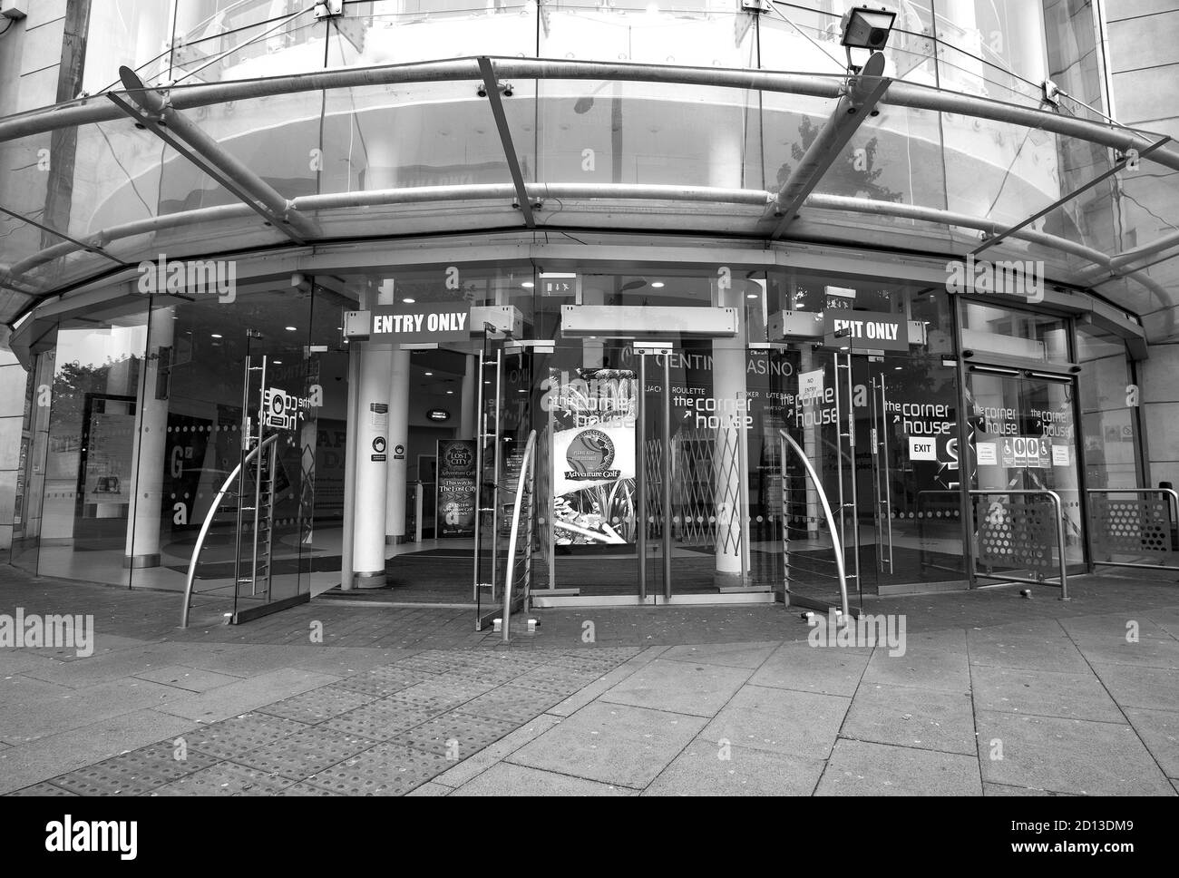 Round modern building windows Black and White Stock Photos & Images - Alamy