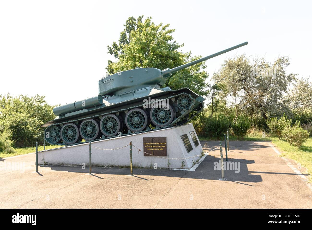 The Soviet War Memorial featuring a T-34 tank in Hortobagy, Hungary Stock Photo