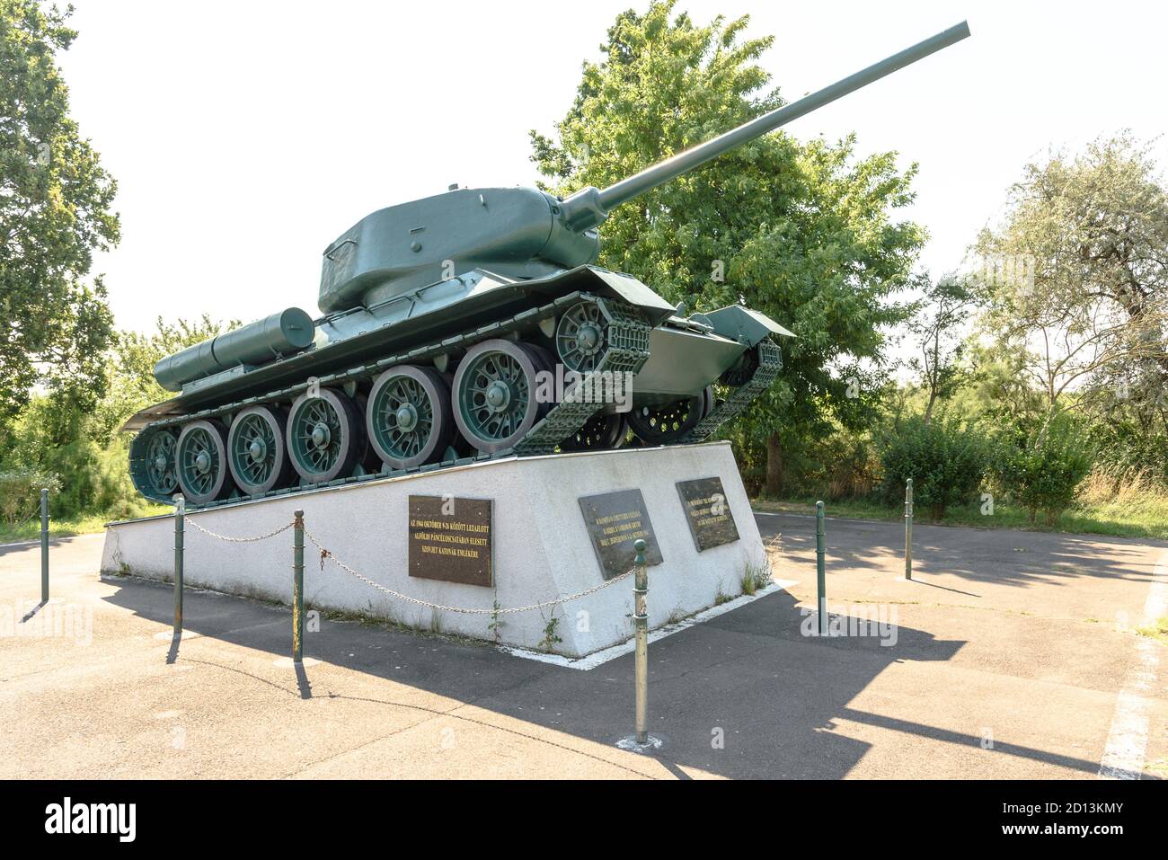 The Soviet War Memorial featuring a T-34 tank in Hortobagy, Hungary Stock Photo