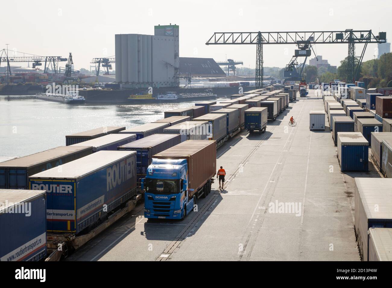 the container terminal of the Rhine port in the town district Niehl, Cologne, Germany.  Container-Terminal im Niehler Hafen, Koeln, Deutschland. Stock Photo