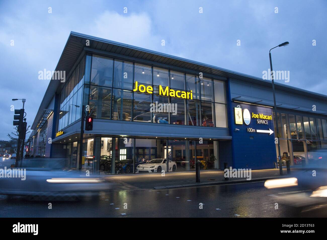 Joe Macari Performance Cars 30th Jan 15 As Seen On c Two S Supercars Vs Used Cars Stock Photo Alamy