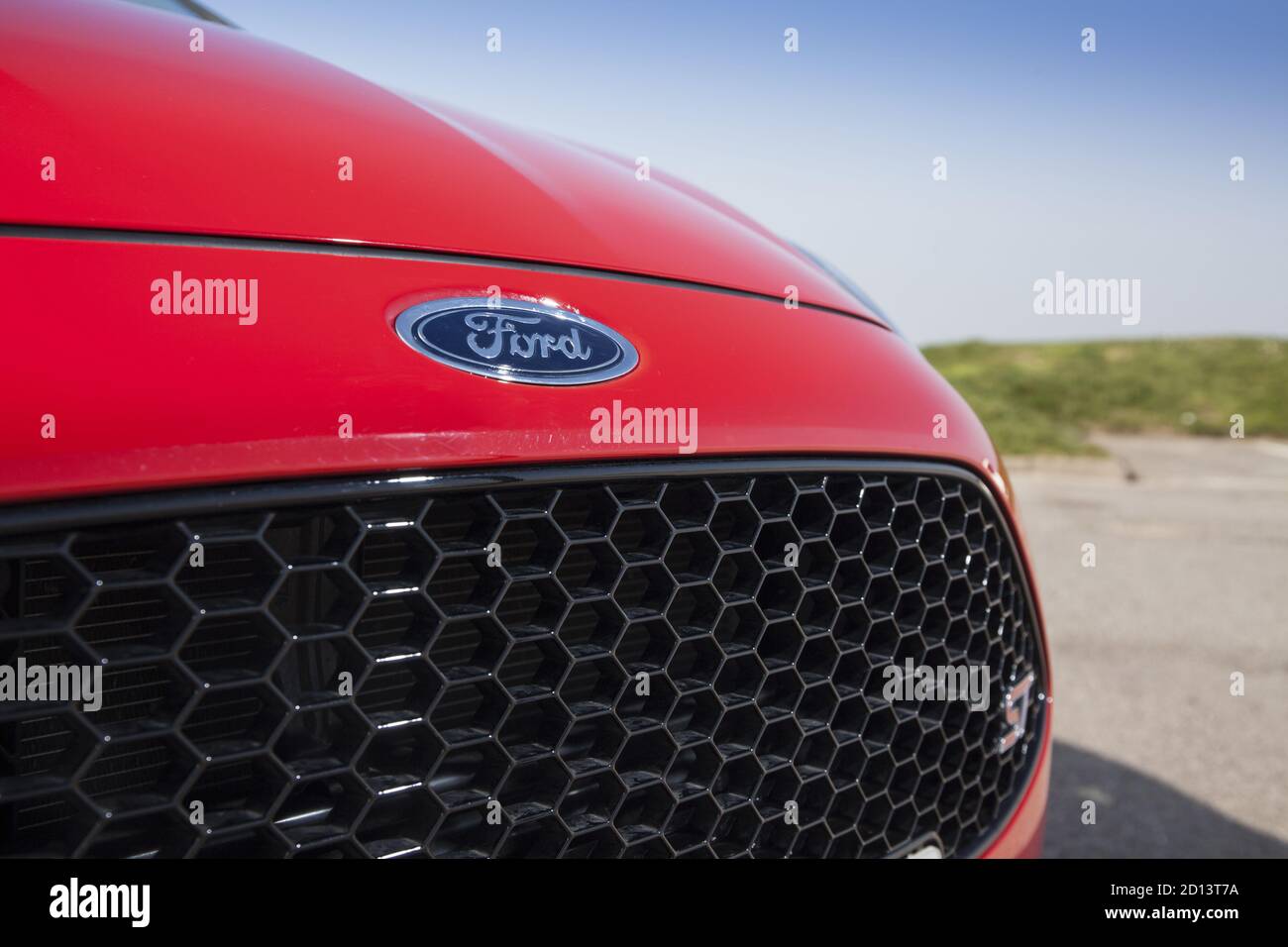 Red ford fiesta st hi-res stock photography and images - Alamy