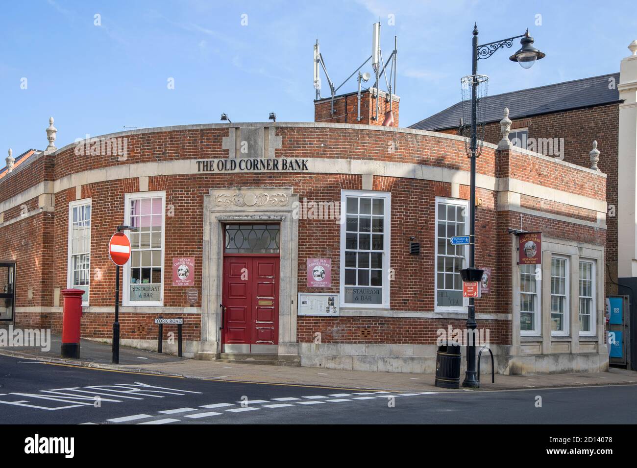 Corner bank hires stock photography and images Alamy