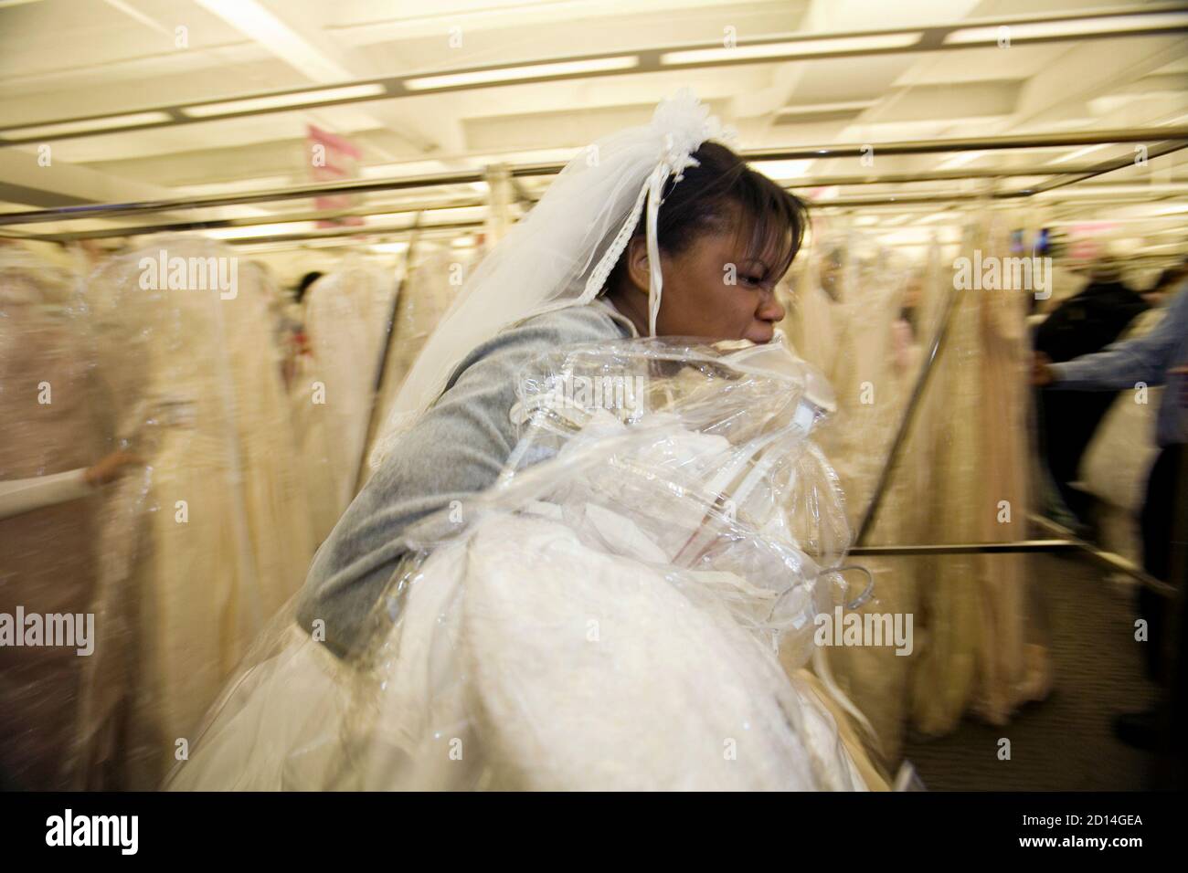 Bridal carry hi-res stock photography 