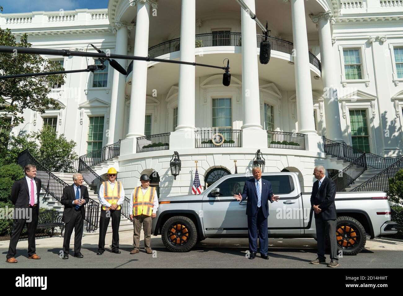 President Trump Tours a Lordstown Motors 2021 Endurance. President Donald J. Trump speaks with members of the press after touring a Lordstown Motors 2021 Endurance Monday, Sept. 28, 2020, on the South Lawn of the White House. Stock Photo
