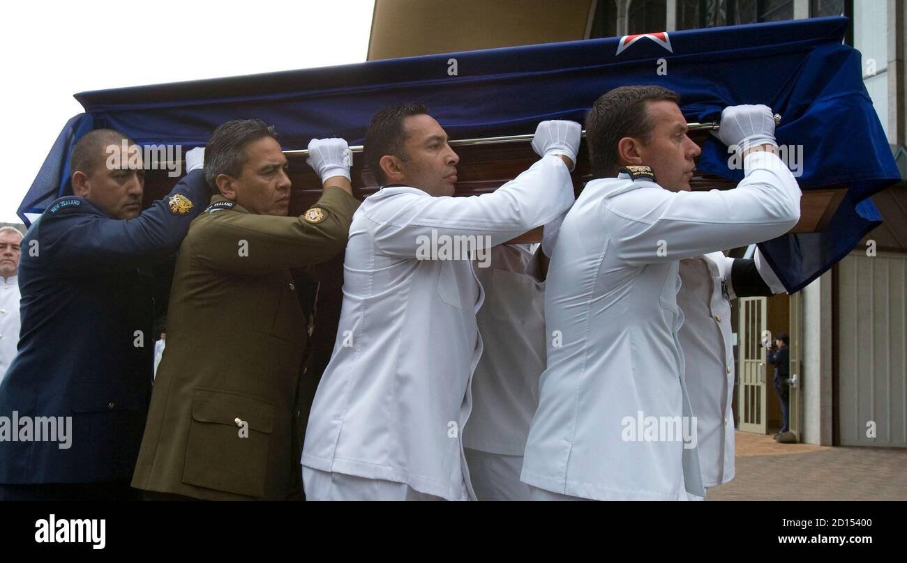 St simon casket hires stock photography and images Alamy