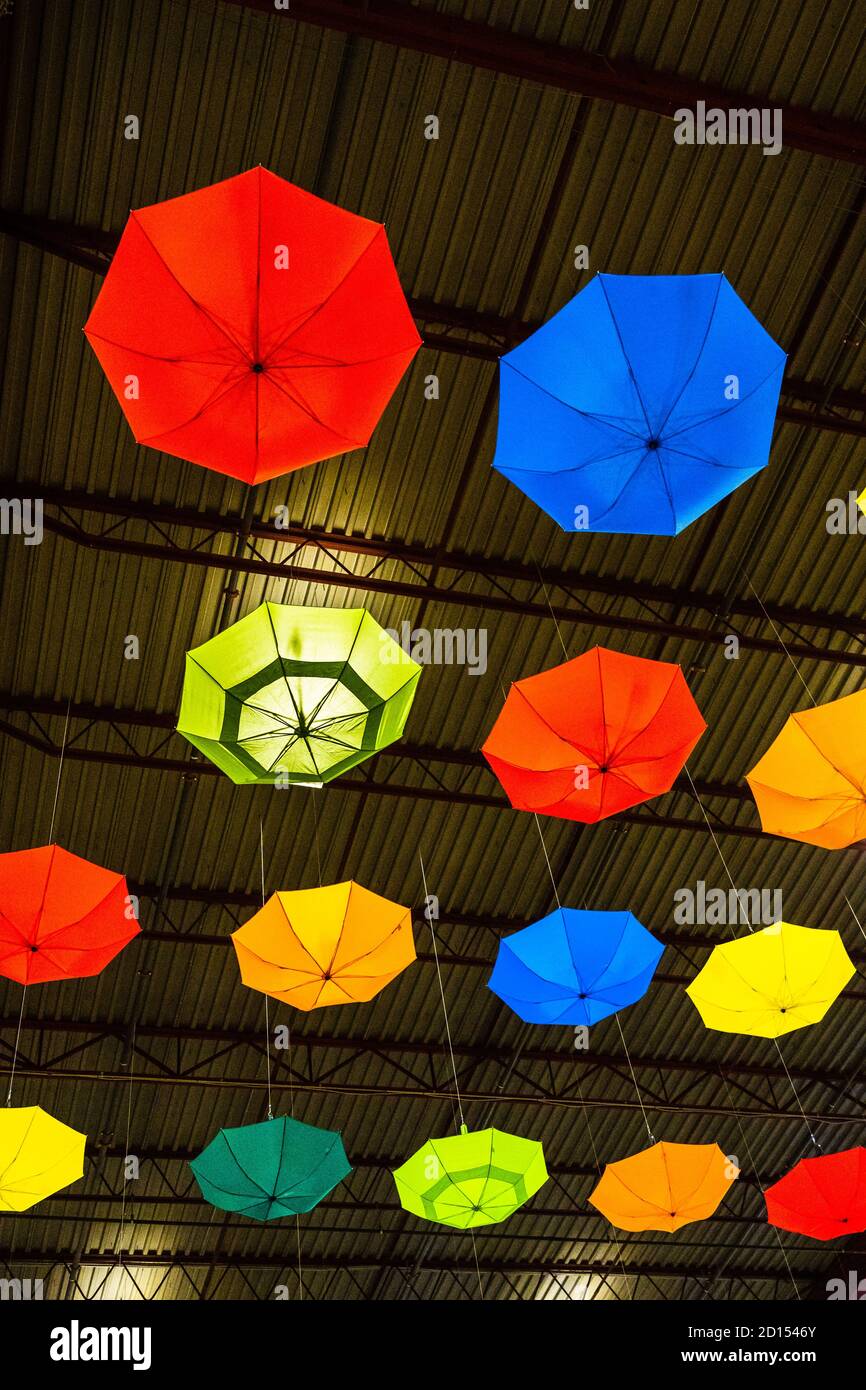 Umbrella ceiling hires stock photography and images Alamy