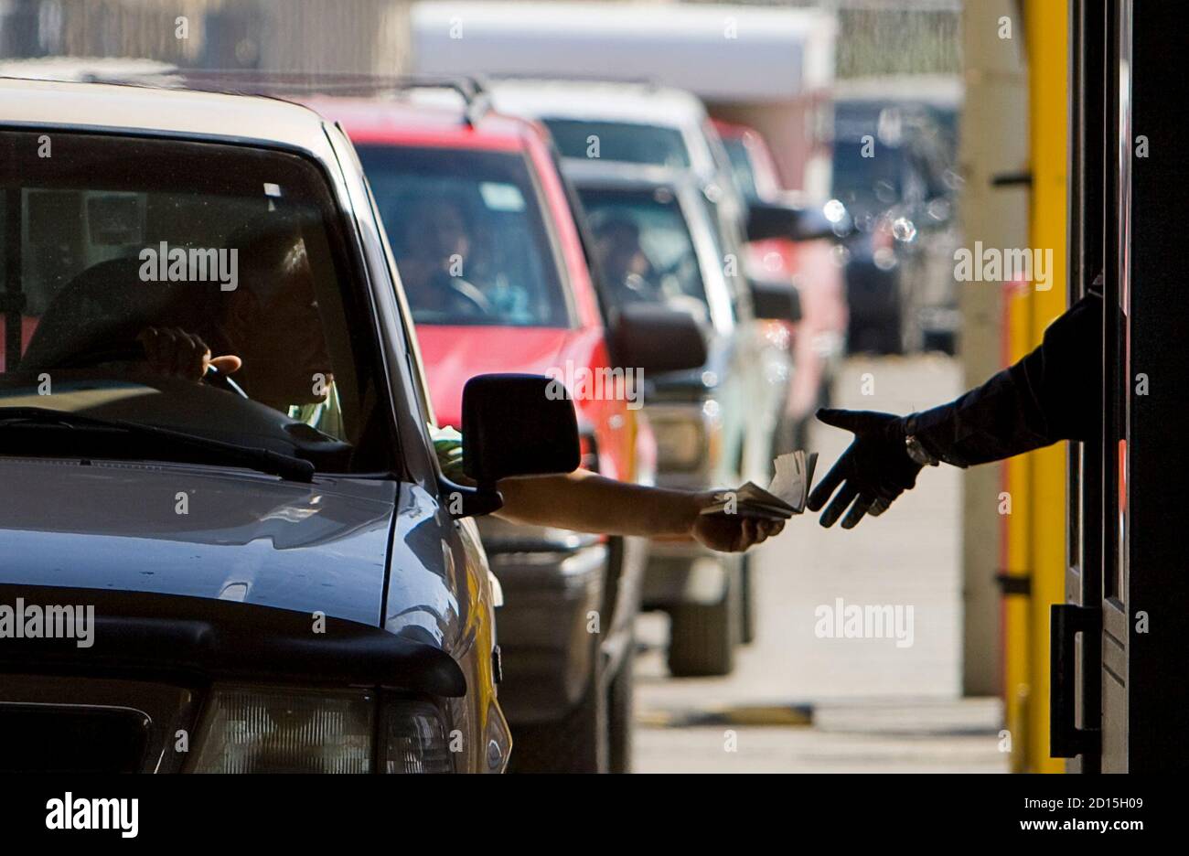 Customs officer canadian border hires stock photography and images Alamy