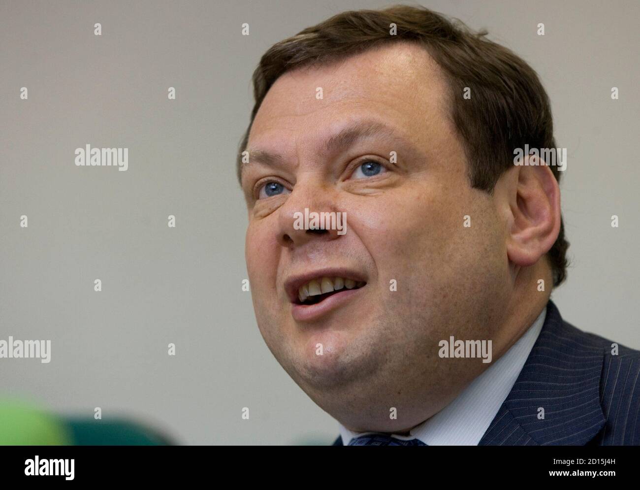 Mikhail Fridman, chairman of Alfa Group, speaks during his news conference in Moscow, June 16, 2008. Russian co-owners in oil venture TNK-BP asked oil major BP to offer them an option to exchange their holdings in TNK-BP for BP stock but do not want to conduct a swap now, a key Russian shareholder said on Monday.  REUTERS/Sergei Karpukhin  (RUSSIA) Stock Photo