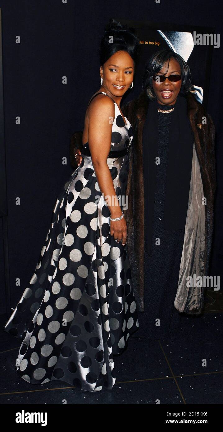 Voletta wallace hi-res stock photography and images - Alamy