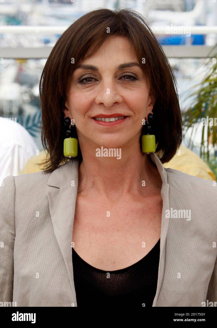 Cast member Anna Bonaiuto poses during a photocall for the film "Il Divo"  by Italian director Paolo Sorrentino at the 61st Cannes Film Festival May  23, 2008. REUTERS/Jean-Paul Pelissier (FRANCE Stock Photo -