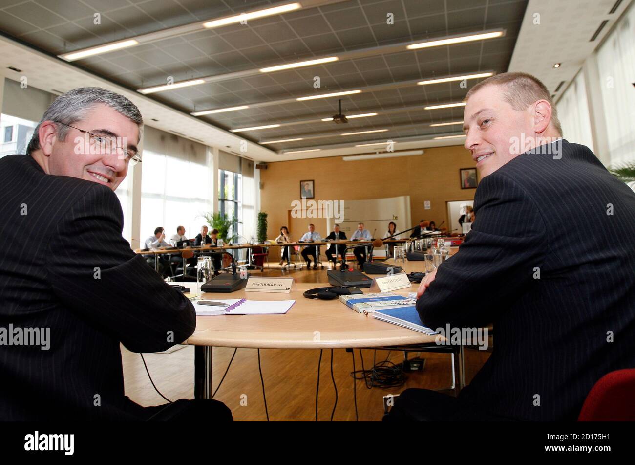 Belgium's Enterprises Federation VBO-FEB Director-General Pieter Timmermans (L) and Flanders Small and Medium-sized Enterprises Federation UNIZO Chairman Karel Van Eetveld attend a meeting between the government and 'Group of 10' in Brussels May 23, 2008. The meeting with the 'Group of 10', which is made up of trade and professional unions, focused on economic and social issues in the country. REUTERS/Sebastian Pirlet (BELGIUM) Stock Photo